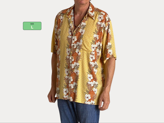 Size Large. Vintage 90s Rayon Hawaiian shirt by Puritan