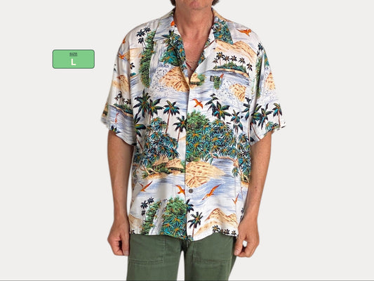 Size Large. Vintage 90s Hawaiian shirt