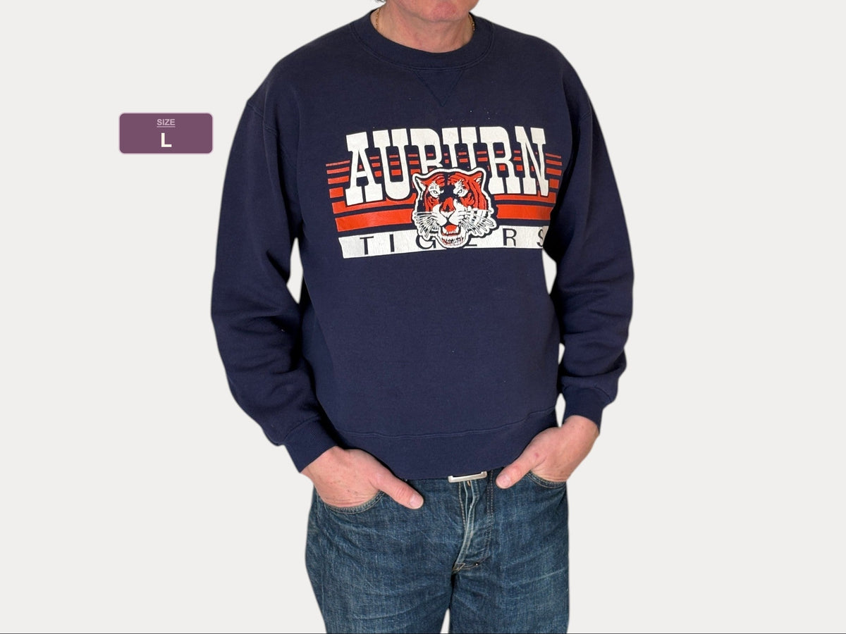 Size L Crew neck Aururn Made in USA By Russell-AJ357 Studio