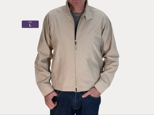 Size Large , 90s Light jacket made by Windbreaker