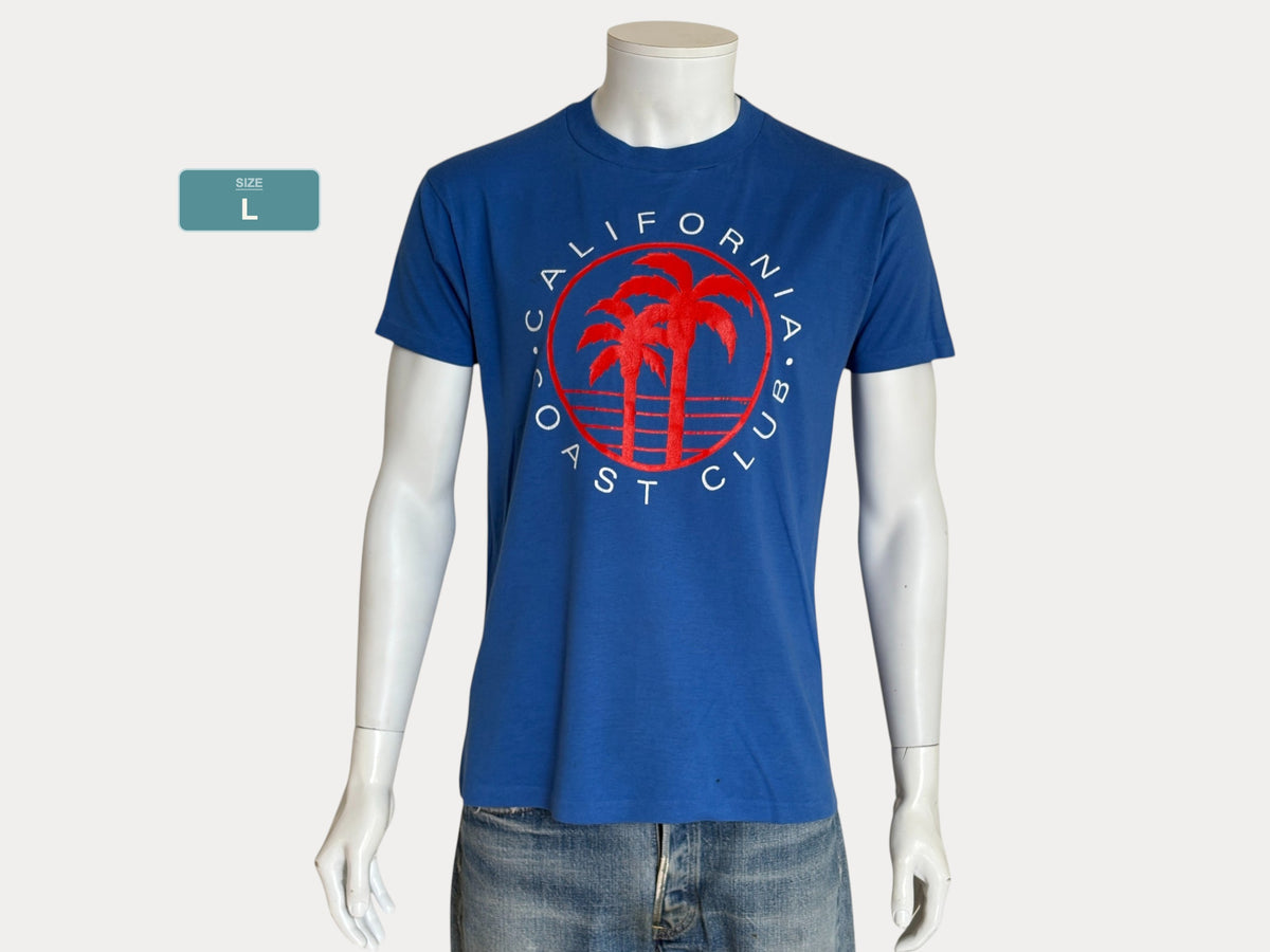 Vintage 80s California Coast Club tee – bold SoCal vibes with retro palm tree print. Large-AJ357 Studio