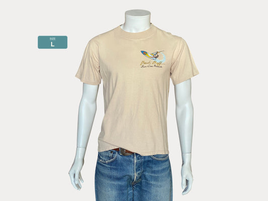 Large. Wind surf  vintage 100% cotton 80s t shirt Made In USA