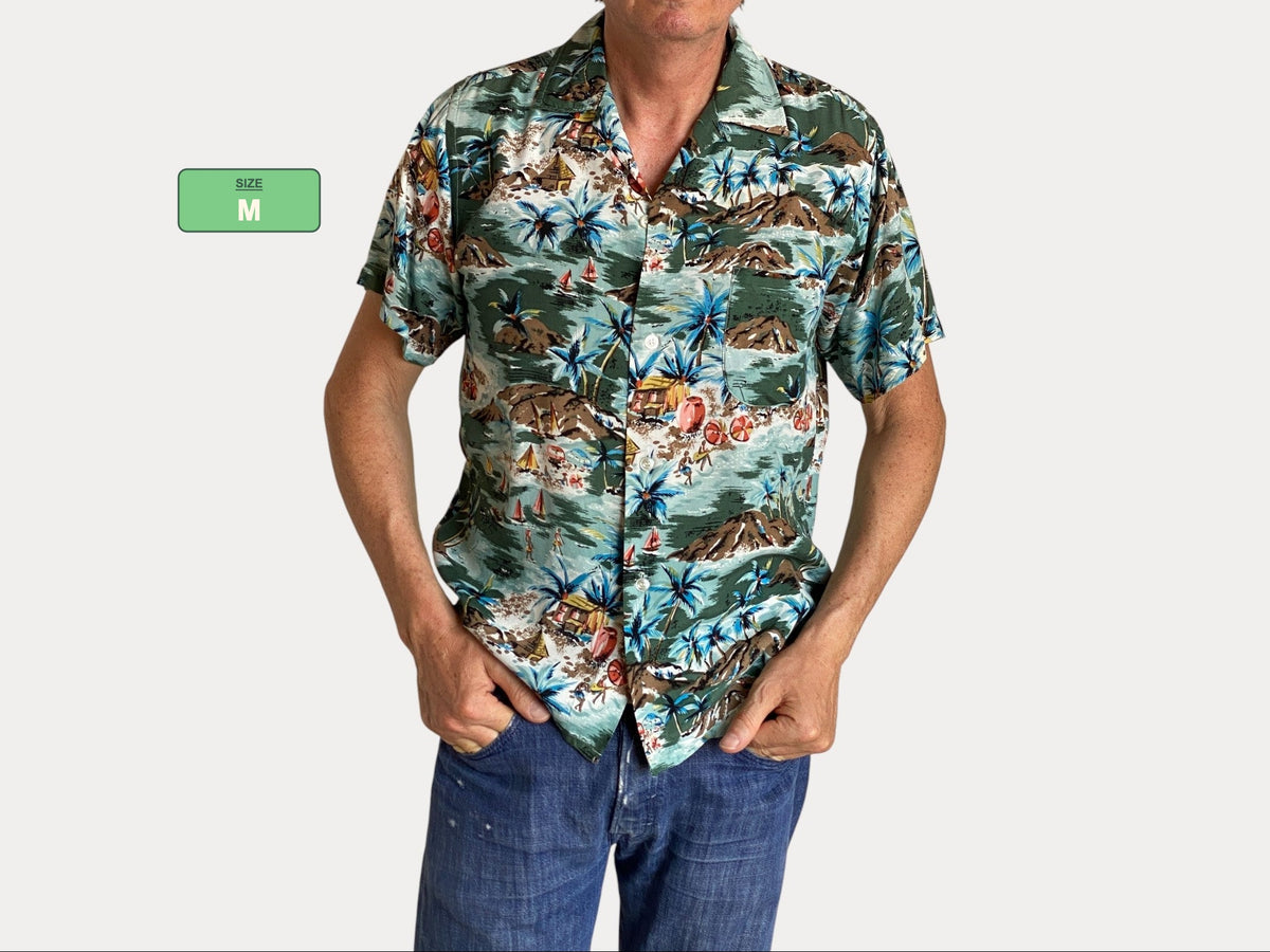 Talla mediana. Camisa hawaiana vintage de rayón de los años 90 de Aloha Shirts. Fabricada en Japón.