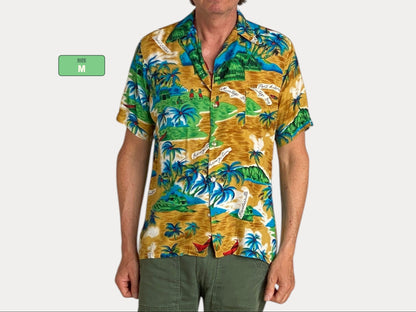Size Med. Vintage 60s Hawaiian shirt Made in Jamaica