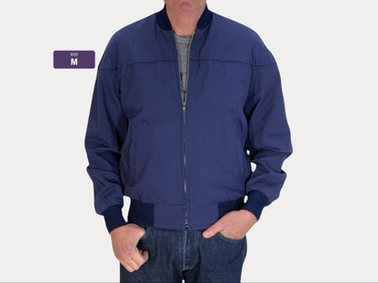 Talla mediana, chaqueta ligera de los años 90. Fabricada en EE. UU.