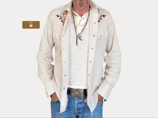 Size Med. Authentic Vintage 70’s embroidered Western Shirt