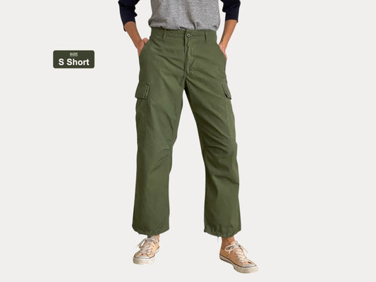 Small short. 1969 Authentic US Army Vietnam war era OG-107 jungle pants