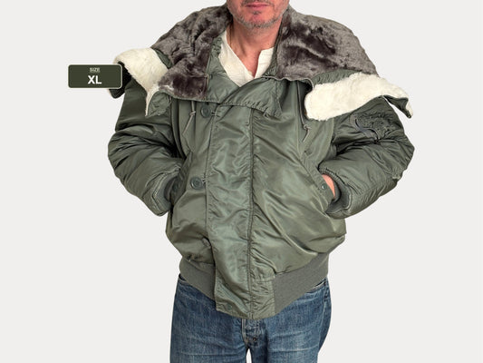 XL. Alpha industries N-2B Flight Jacket – Vintage Extreme Cold Weather Flyer Coat. Made in USA