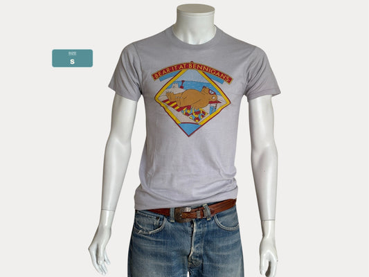 Vintage 80s T-Shirt – Size Small – Made in USA – Classic American Heritage Tee