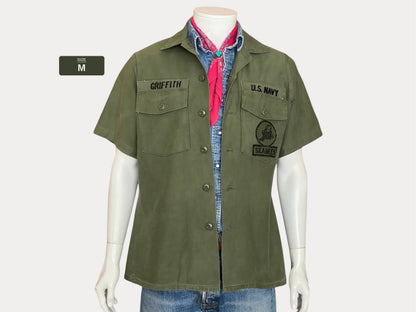 Size M. Authentic Seabees US Army 70s Vietnam era Vintage OG-107  fatigue Shirt.