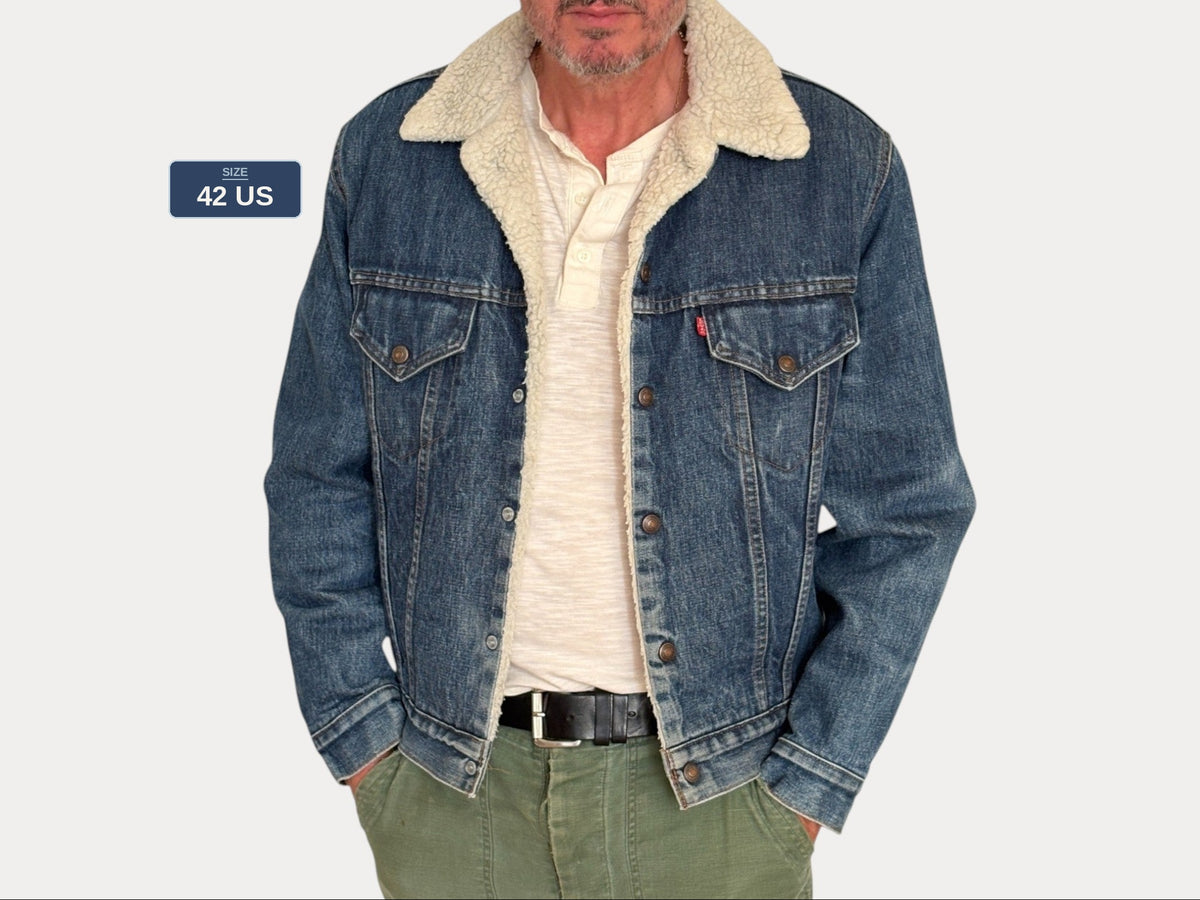Size 42US / 52EU. 2 pockets Vintage Levis fleece Jacket Made in USA.-AJ357 Studio