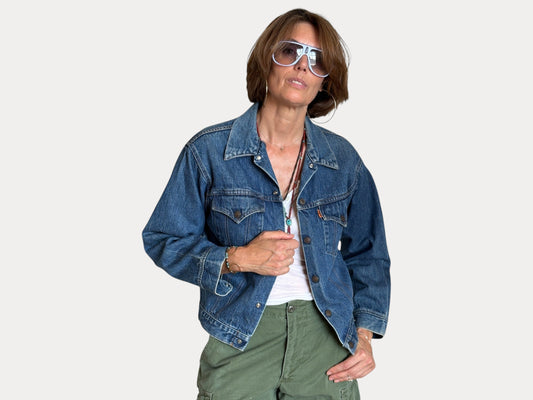 Size 34/36 .Vintage 70s Levi’s Denim Jacket – 2 Pockets – Made in USA-AJ357 Studio-AJ357 Studio