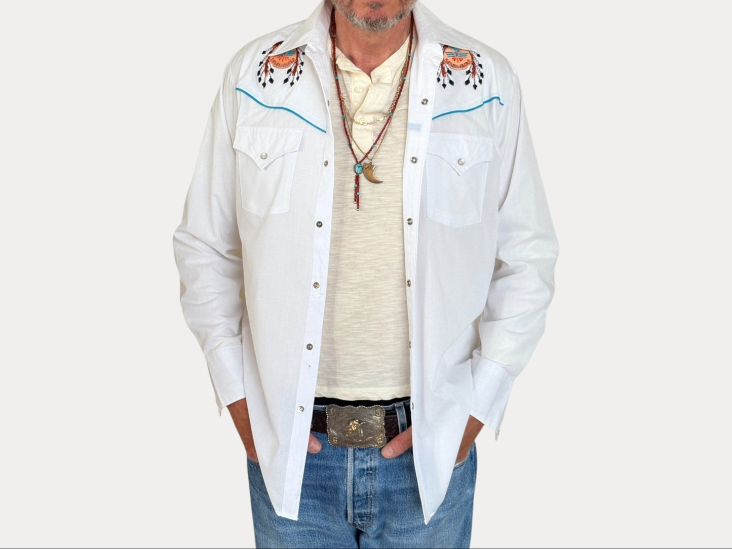 Size M. Authentic Vintage 80’s Embroidered Western Shirt-AJ357 Studio-AJ357 Studio