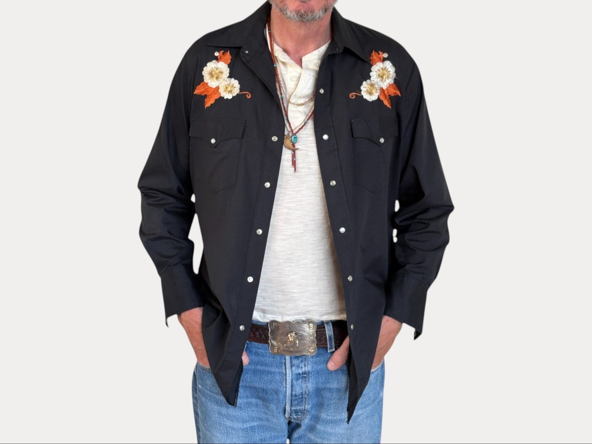 Size L. Authentic 70’s embroidered Western Shirt-AJ357 Studio-AJ357 Studio