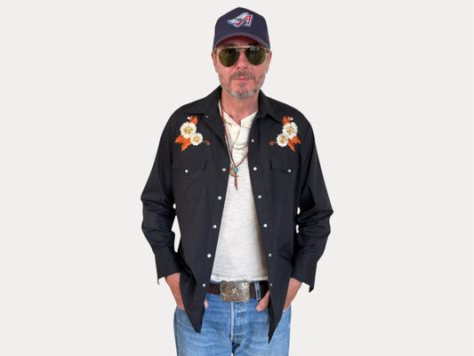 Size L. Authentic 70’s embroidered Western Shirt-AJ357 Studio-AJ357 Studio