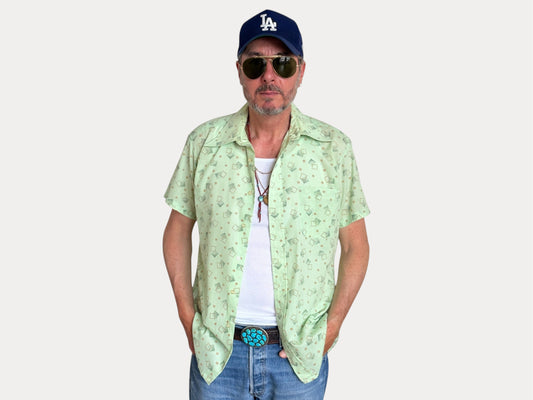 Size M. Vintage 70’s Grand Prix Shirt — Light Green Printed Casual Shirt — Summer Retro Look-AJ357 Studio-AJ357 Studio