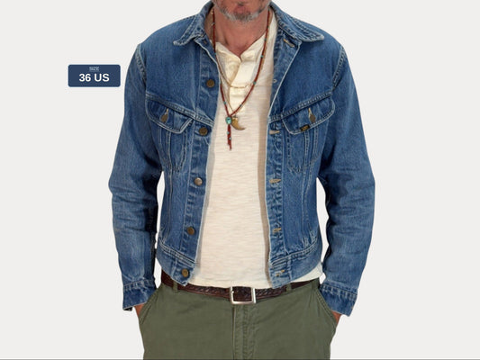 Size 36US / 46EU. Authentic 1970s Lee Denim Jacket – Made in USA – Two Chest Pockets