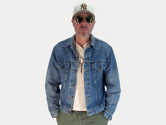 Size 44US / 54EU. Original 70s Levi’s Vintage Denim Jacket – 2 Front Pockets. Made in USA-AJ357 Studio-AJ357 Studio