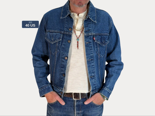 Size 42US / 52EU. Vintage 80s 70506 Levis 4 pockets jacket  Made in USA