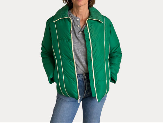 Women size Med. Vintage Down filled ski jacket-AJ357 Studio-AJ357 Studio
