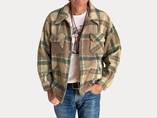 Large. Vintage wool plaid Woolrich shirt jacket-AJ357 Studio-AJ357 Studio