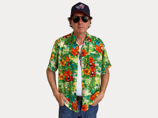 Size L. Vintage 80s Rayon Hawaiian shirt-AJ357 Studio-AJ357 Studio