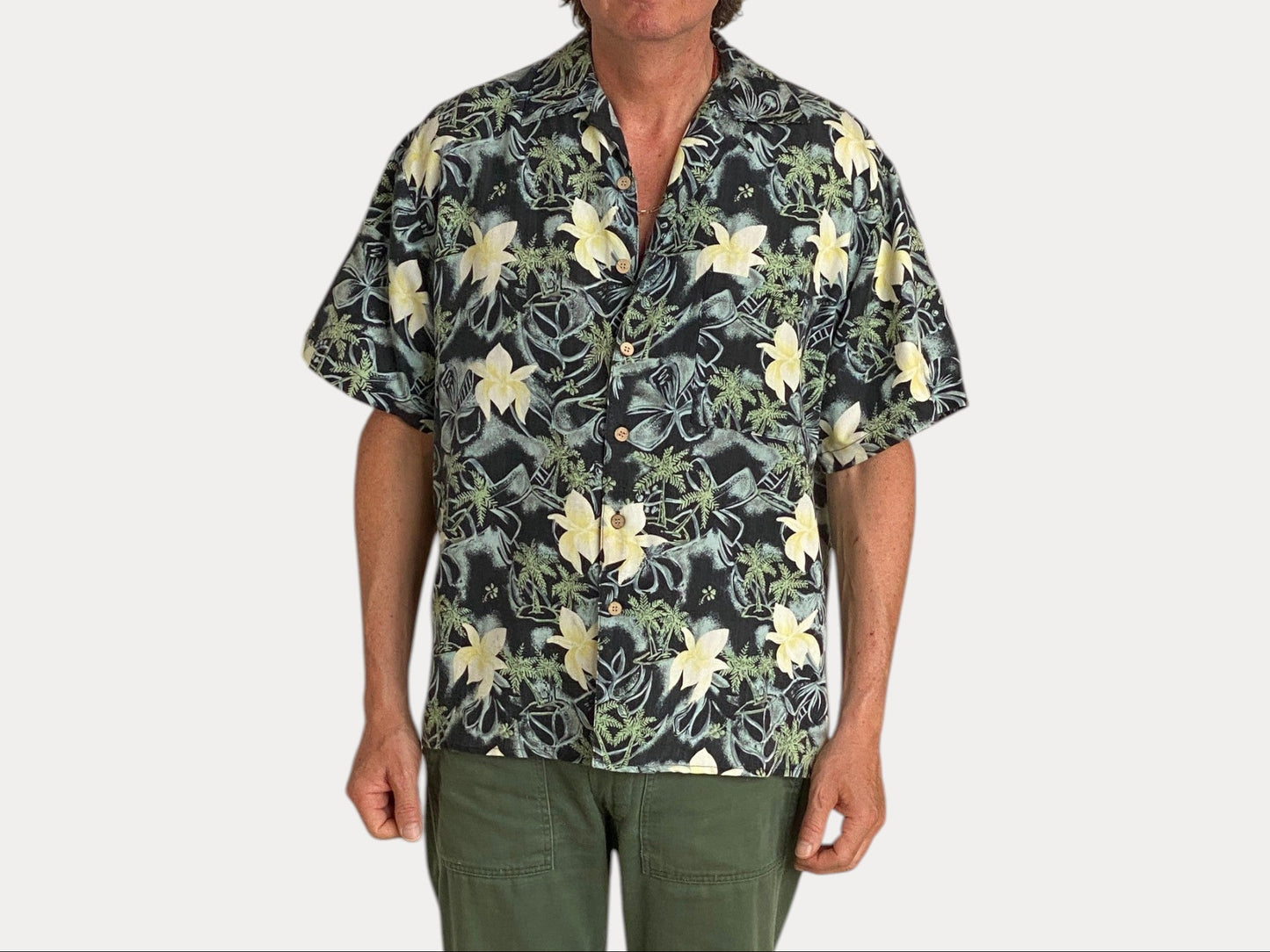 Size Large. Vintage 90s Hawaiian shirt-AJ357 Studio-AJ357 Studio
