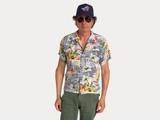 Size 14/16 youth . Vintage 90s Hawaiian shirt-AJ357 Studio-AJ357 Studio