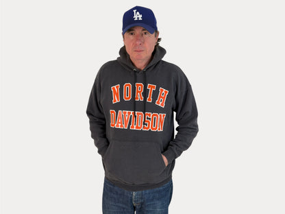 Sweat à capuche North Davidson par Hanes, taille L