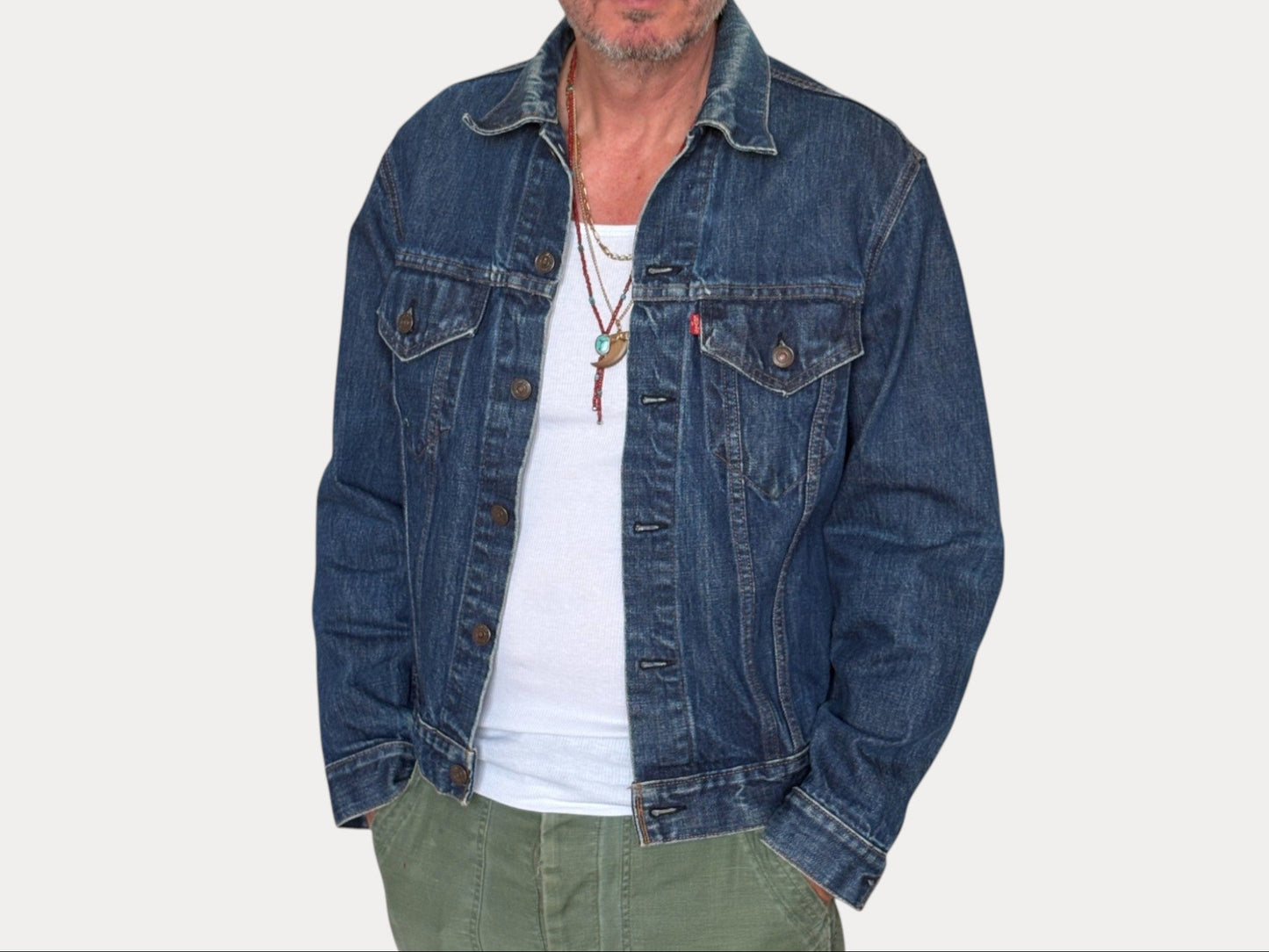Size 42US / 52EU. Vintage 70s 2 pocket Levi’s Denim Jacket 70505 – Double Stitch, Made in USA-AJ357 Studio-AJ357 Studio