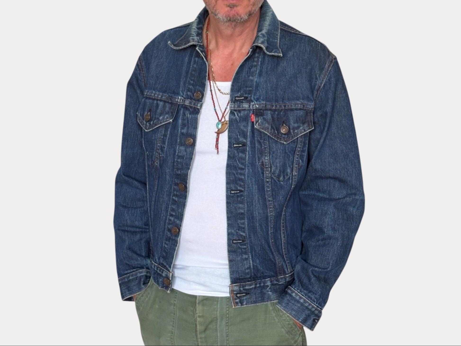 Size 42US / 52EU. Vintage 70s 2 pocket Levi’s Denim Jacket 70505 – Double Stitch, Made in USA-AJ357 Studio-AJ357 Studio