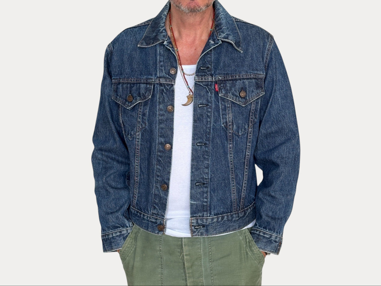 Size 40US / 50EU. Vintage Early 70s 2 pocket Levi’s Denim Jacket 70505 – Single Stitch, Made in USA-AJ357 Studio-AJ357 Studio