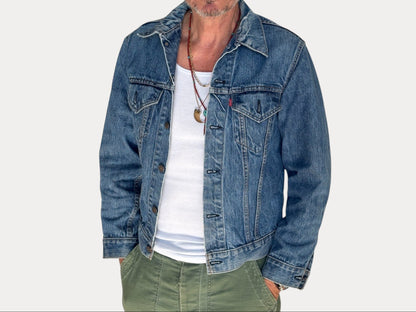 Size 40US Short / 50EU. Vintage Early 70s 2 pocket Levi’s Denim Jacket 70505 – Single Stitch, Made in USA-AJ357 Studio-AJ357 Studio