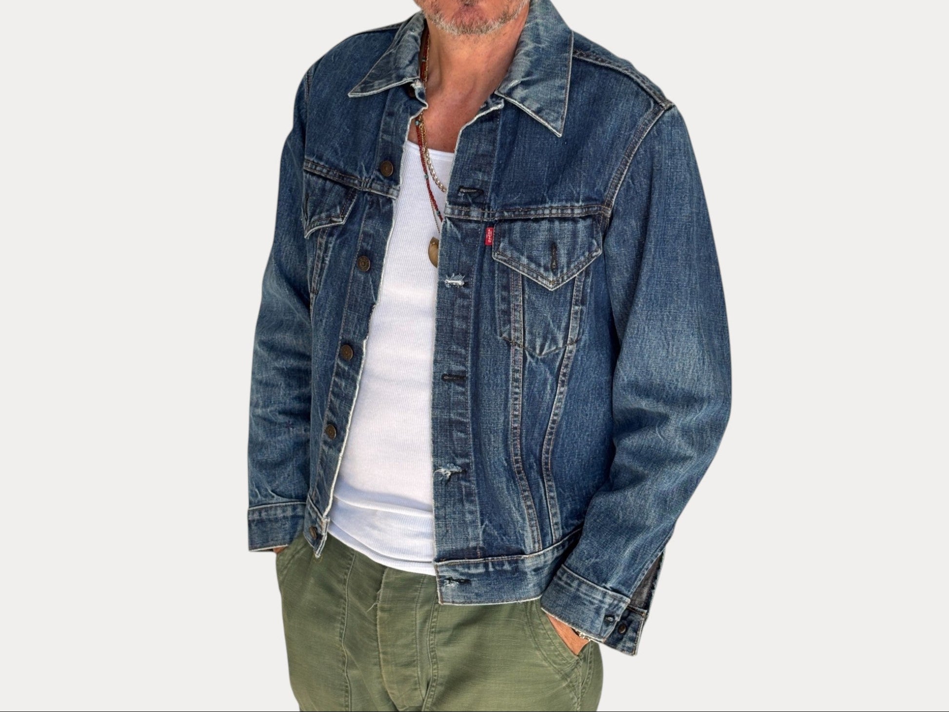 Size 40US / 50EU. Vintage Early 70s 2 pocket Levi’s Denim Jacket 70505 – Single Stitch, Made in USA-AJ357 Studio-AJ357 Studio