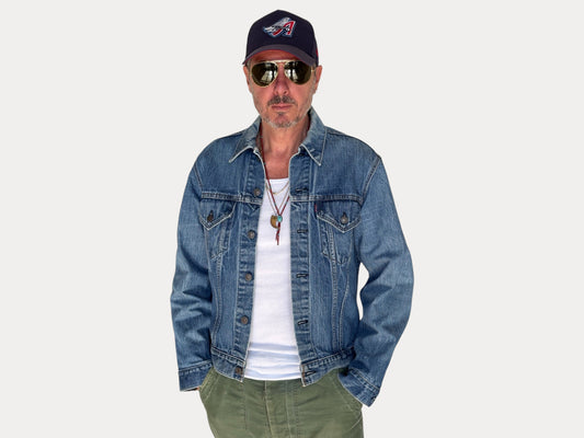 Size 42US / 52EU. Vintage 70s 2 pocket Levi’s Denim Jacket 70505 – Double Stitch, Made in USA-AJ357 Studio-AJ357 Studio