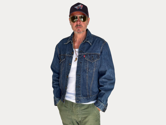 Size 46US / 56EU. Vintage Early 70s 2 pocket Levi’s Denim Jacket 70505 –Single Stitch, Made in USA-AJ357 Studio-AJ357 Studio