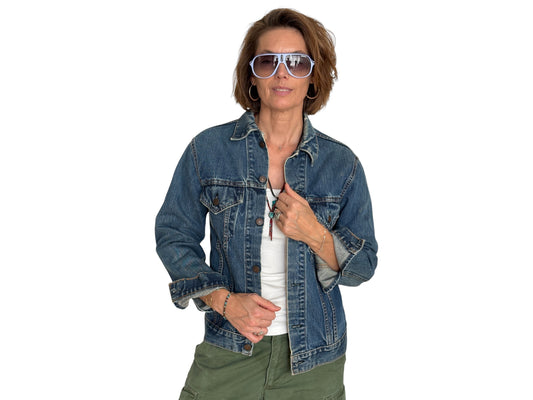 Size 36US / 46EU  . Vintage Early 70s 2 pocket Levi’s Denim Jacket 70505 – Single Stitch, Made in USA