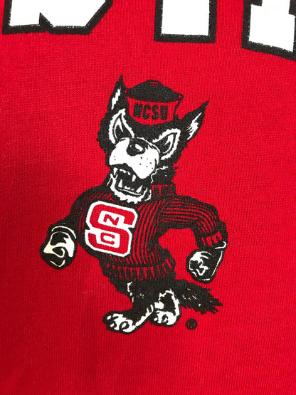 Size M. Vintage NC State 90s hooded sweatshirt made by Russell Athletic-AJ357 Studio