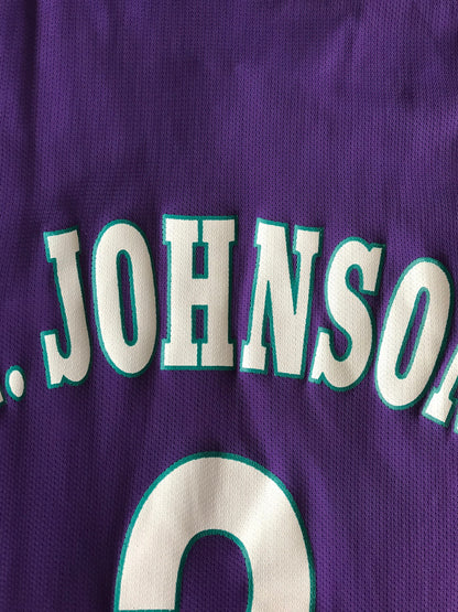 Rare vintage Champion NBA Charlotte Hornets L. JOHNSON #2 Basketball Jersey, iron-on NBA logo.-AJ357 Studio