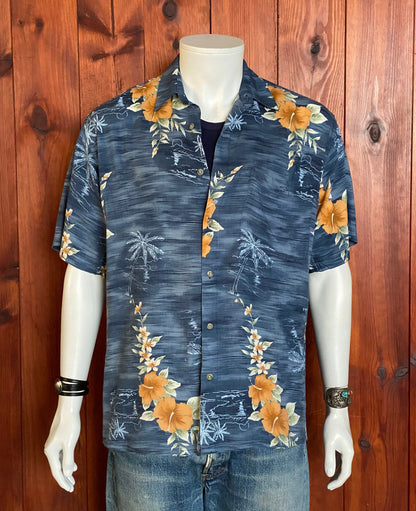 Size Small. Vintage 90s Hawaiian rayon shirt made by Van Heusen-AJ357 Studio