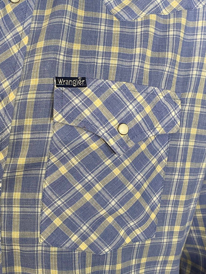 Size Medium. Vintage Wrangler 80s plaid western shirt.-AJ357 Studio