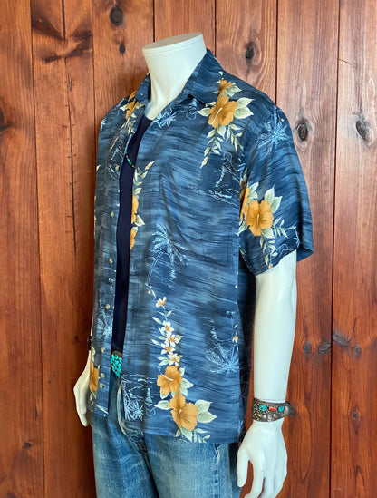 Size Small. Vintage 90s Hawaiian rayon shirt made by Van Heusen-AJ357 Studio