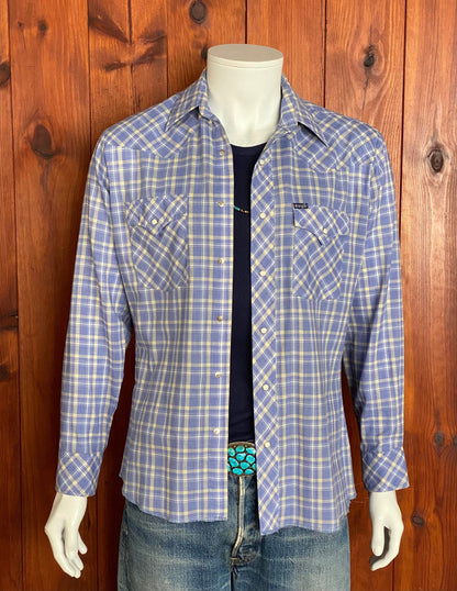 Size Medium. Vintage Wrangler 80s plaid western shirt.-AJ357 Studio