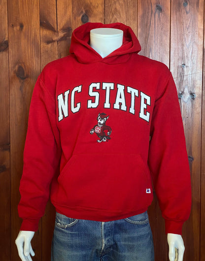 Size M. Vintage NC State 90s hooded sweatshirt made by Russell Athletic-AJ357 Studio