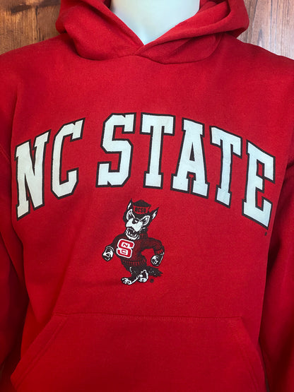 Size M. Vintage NC State 90s hooded sweatshirt made by Russell Athletic-AJ357 Studio
