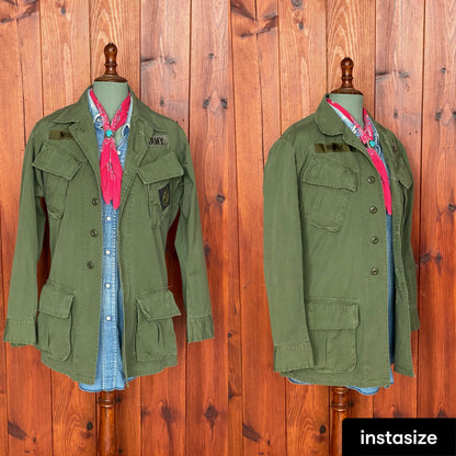 X Small. Authentic 1970 US Army Vintage tropical Vietnam jungle jacket.-AJ357 Studio