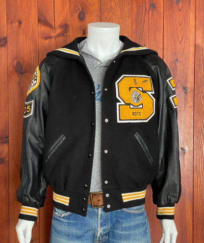 Size XL Women. Original Vintage letterman varsity jacket made by Holloway USA-AJ357 Studio