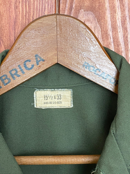 Size M. Original vintage military 80s utility shirt OG 507 Poly/cotton-AJ357 Studio