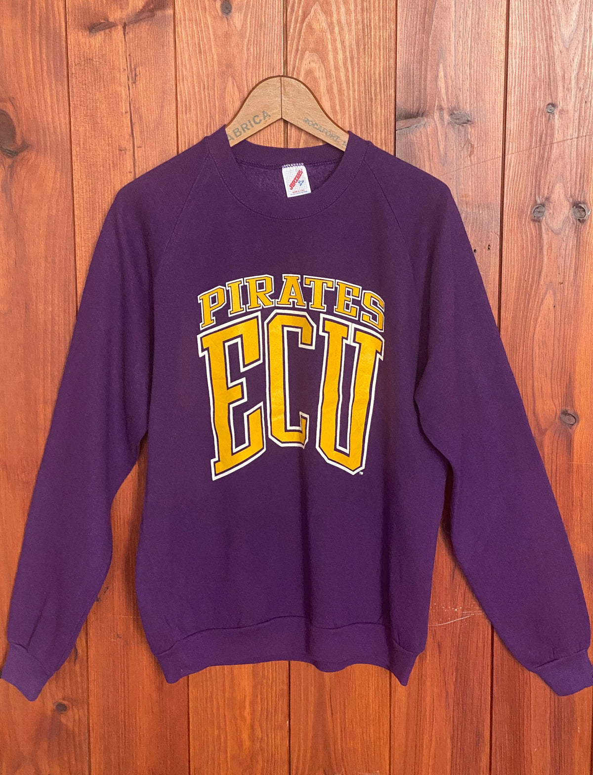 Size XL. Made In USA Vintage 80s Pirates ECU sweatshirt made by Jerzees-AJ357 Studio