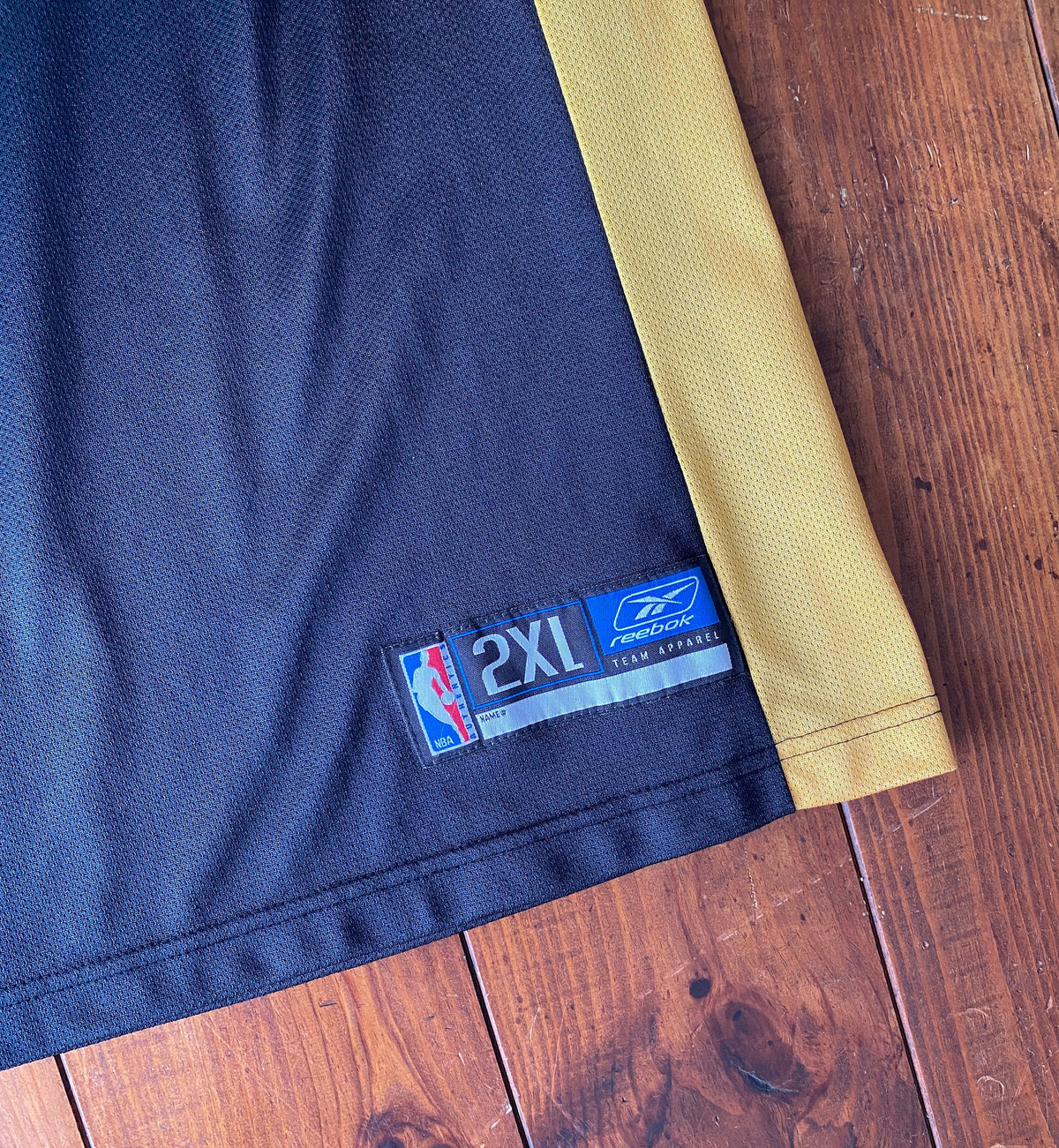 Size XXL. Kobe Bryant #8 Vintage Lakers Jersey by reebok-AJ357 Studio